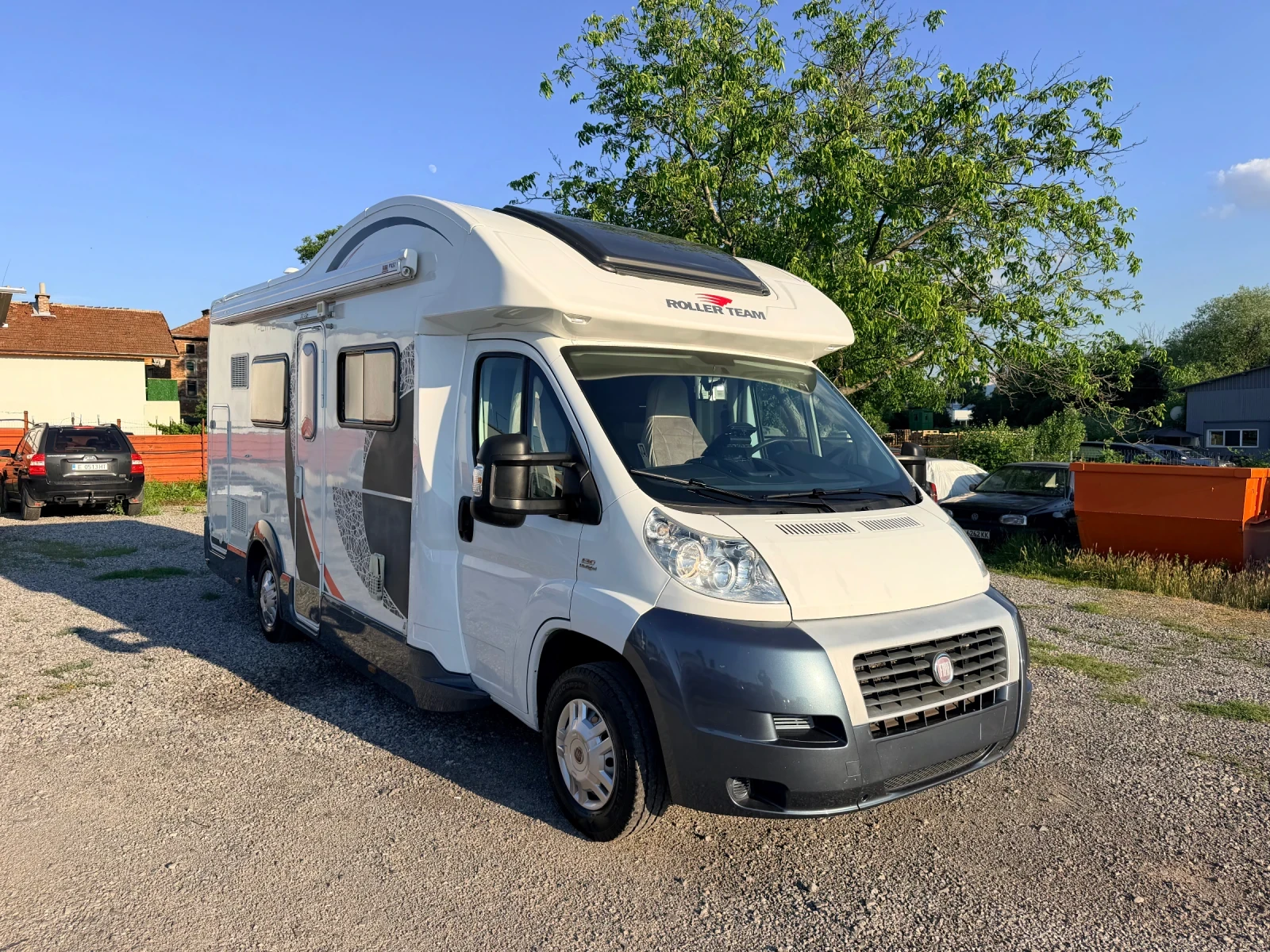 Кемпер Fiat Fiat Ducato 130k/ Roller Team T-Line/ШВЕЙЦАРИЯ, снимка 5 - Каравани и кемпери - 55076226