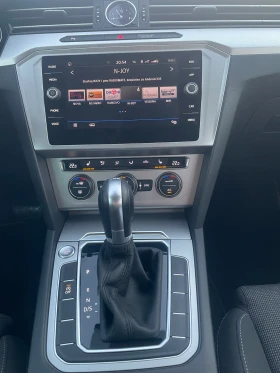 VW Passat 2.0TDI* 190кс* ACC* CRISTALLIGHT* KAMERA* МАСАЖ* G - 27999 лв. - 63371859 15
