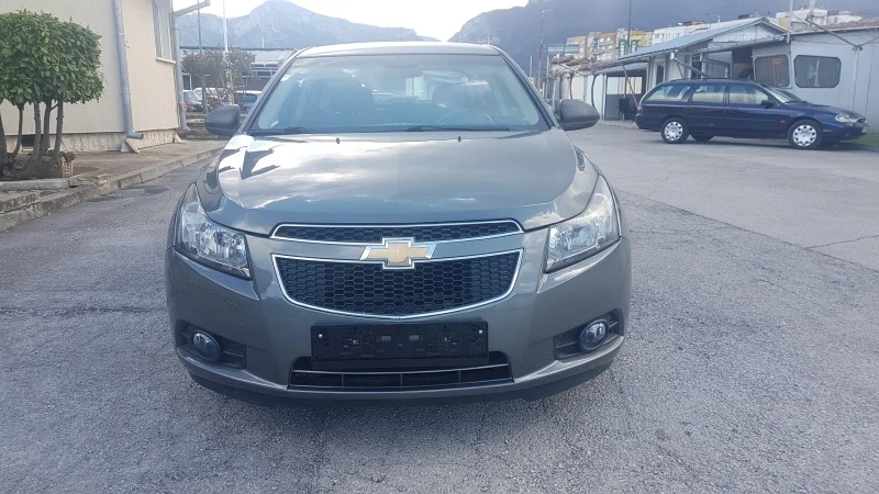 Chevrolet Cruze 1.8 i GPL 141кс, снимка 3 - Автомобили и джипове - 44939900