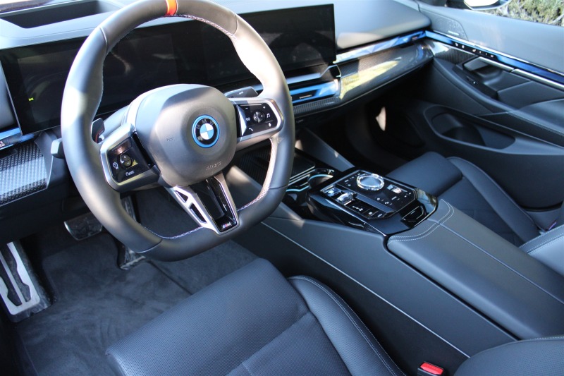 BMW i5 M60 xDrive Седан, снимка 5 - Автомобили и джипове - 44954798