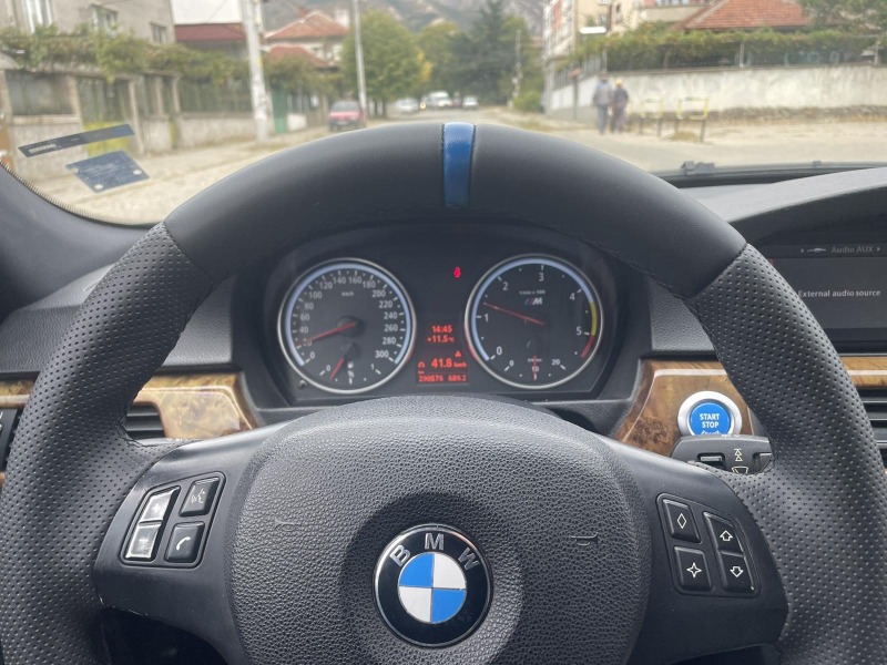 BMW 330, снимка 10 - Автомобили и джипове - 45794443