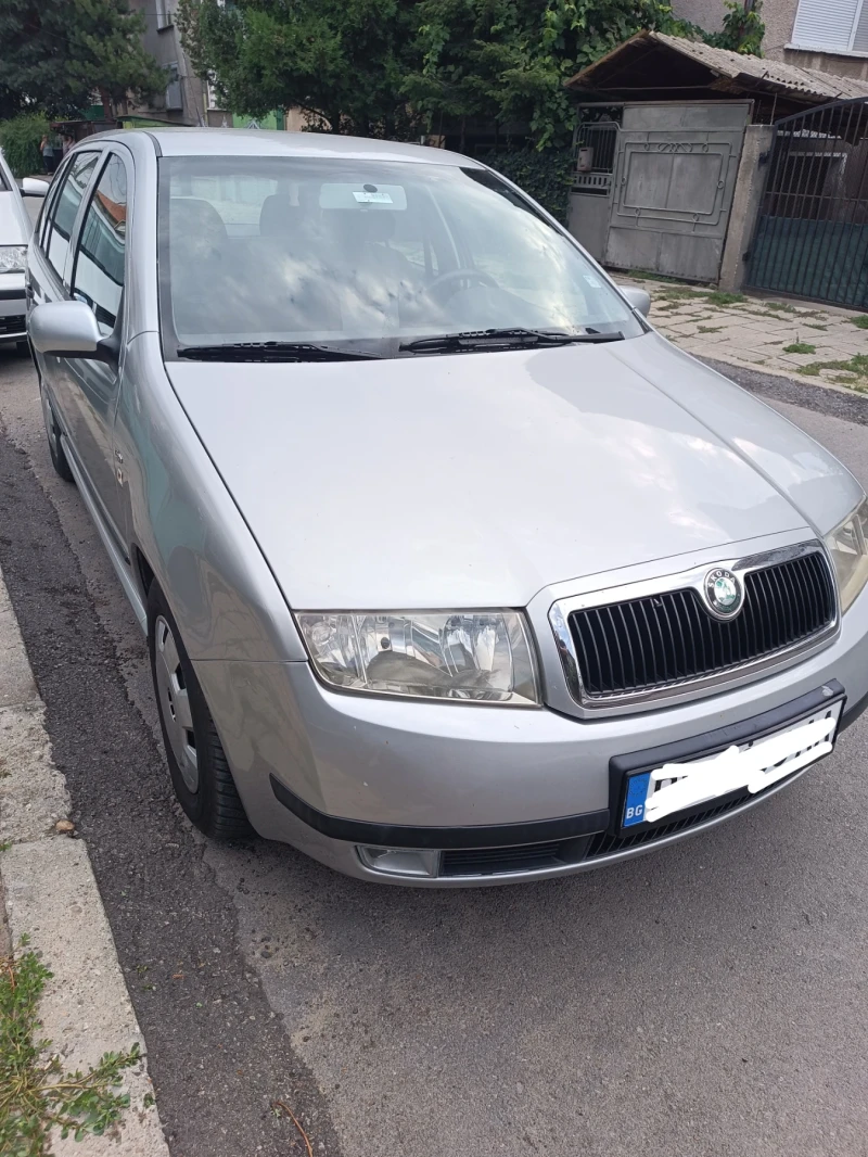 Skoda Fabia Газ-бензин, снимка 2 - Автомобили и джипове - 47698154