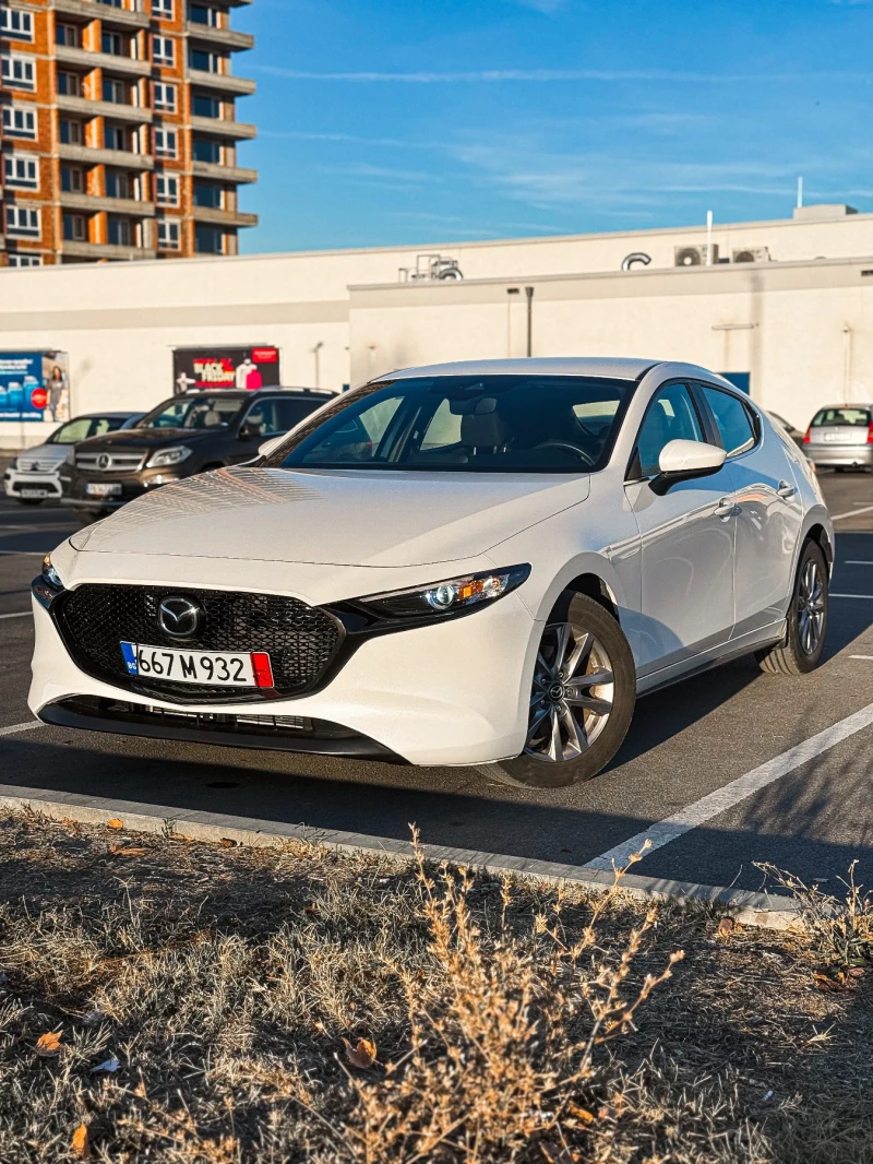 Mazda 3 2.5 Skyactiv-G, снимка 2 - Автомобили и джипове - 48056109