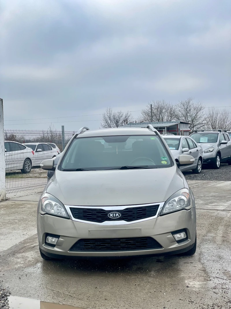 Kia Ceed, снимка 1 - Автомобили и джипове - 48307149