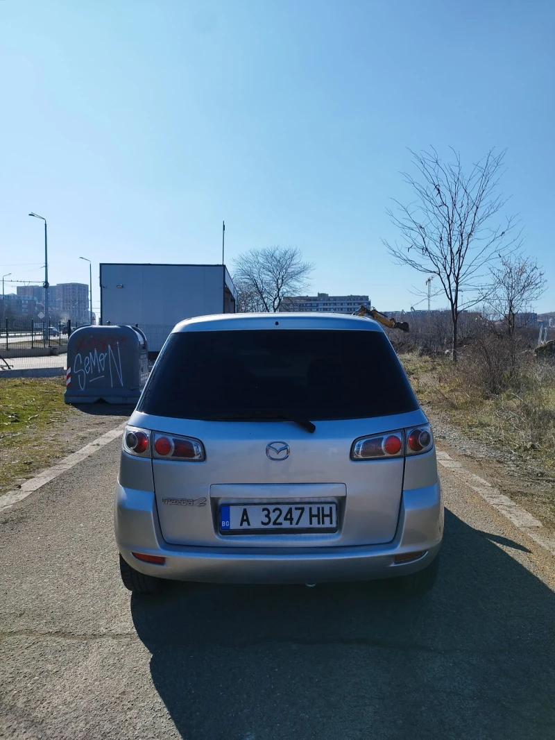 Mazda 2 1.2 i 16V клима, снимка 5 - Автомобили и джипове - 49547819