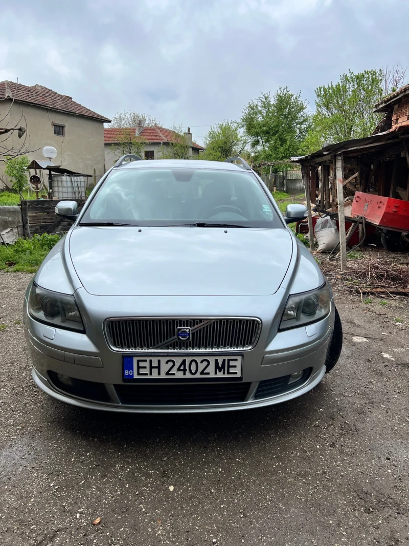 Volvo V50 R-design, снимка 2 - Автомобили и джипове - 52628512