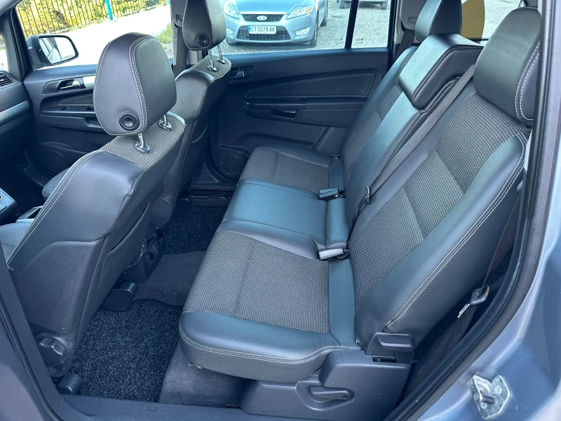 Opel Zafira 1.8 Innovation ГАЗ/Бензин, снимка 11 - Автомобили и джипове - 51790280