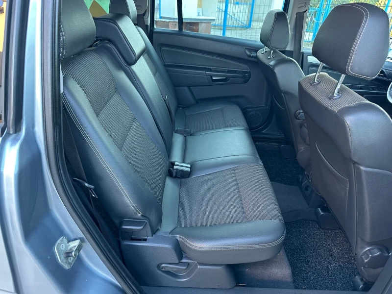 Opel Zafira 1.8 Innovation ГАЗ/Бензин, снимка 13 - Автомобили и джипове - 51790280