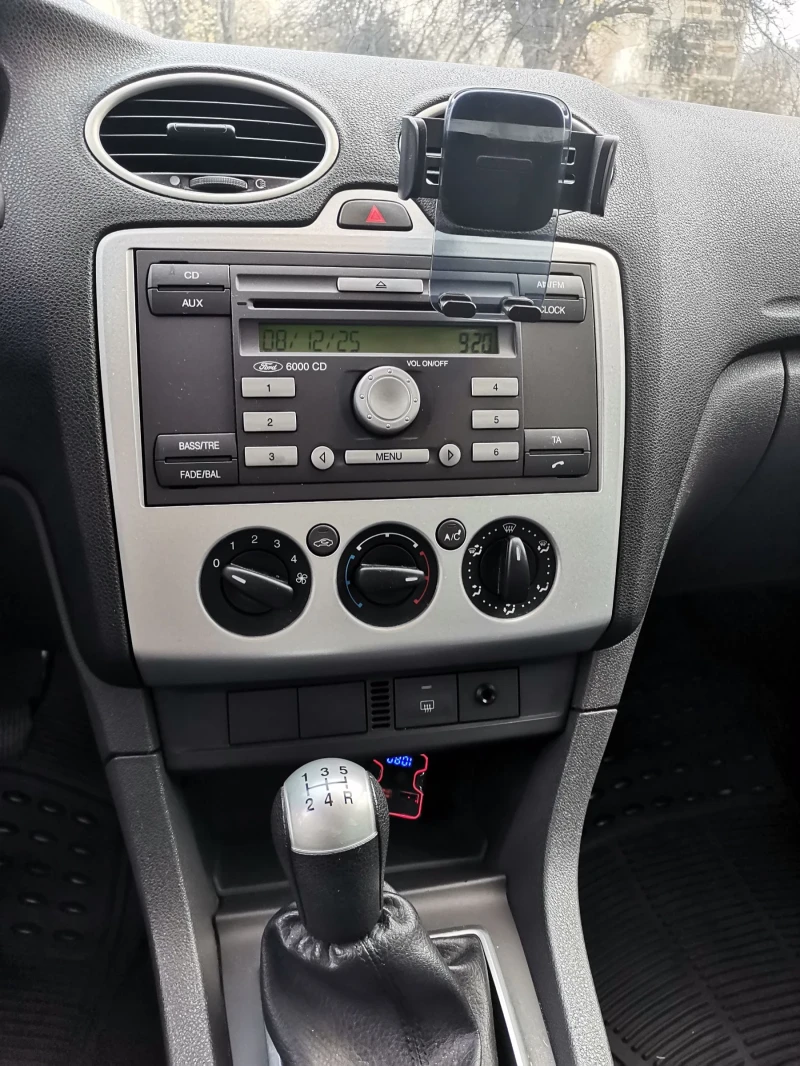 Ford Focus, снимка 7 - Автомобили и джипове - 52695911