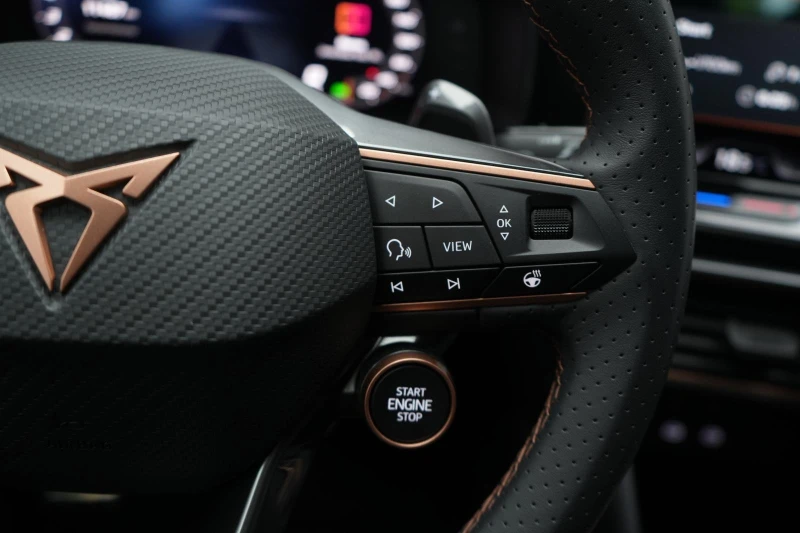 Cupra Formentor VZ 4DRIVE 2.0 TSI CAMERA FRONT-ASSIST, снимка 8 - Автомобили и джипове - 52742157