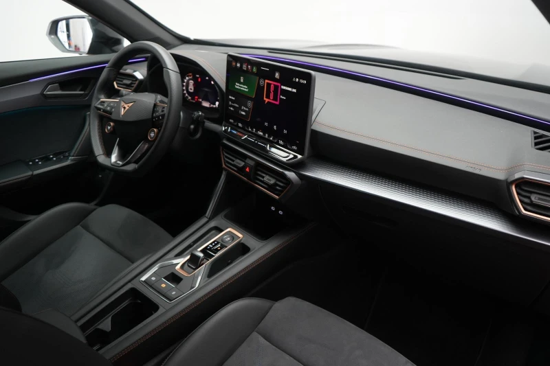 Cupra Formentor VZ 4DRIVE 2.0 TSI CAMERA FRONT-ASSIST, снимка 13 - Автомобили и джипове - 52742157