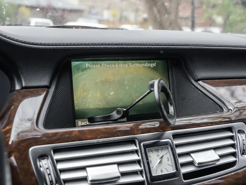 Mercedes-Benz CLS 550 AMG Пакет* Обдух* H&K* Шибедах* Подгрев, снимка 11 - Автомобили и джипове - 52836570