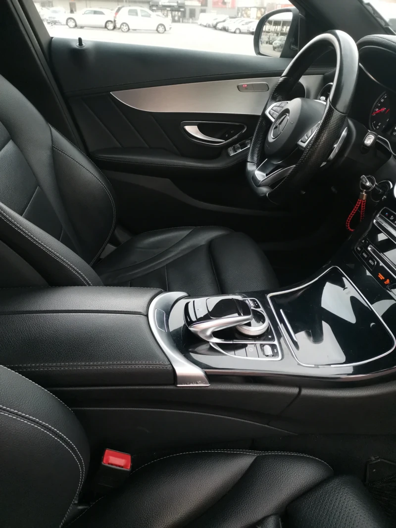 Mercedes-Benz C 200, снимка 12 - Автомобили и джипове - 52913825