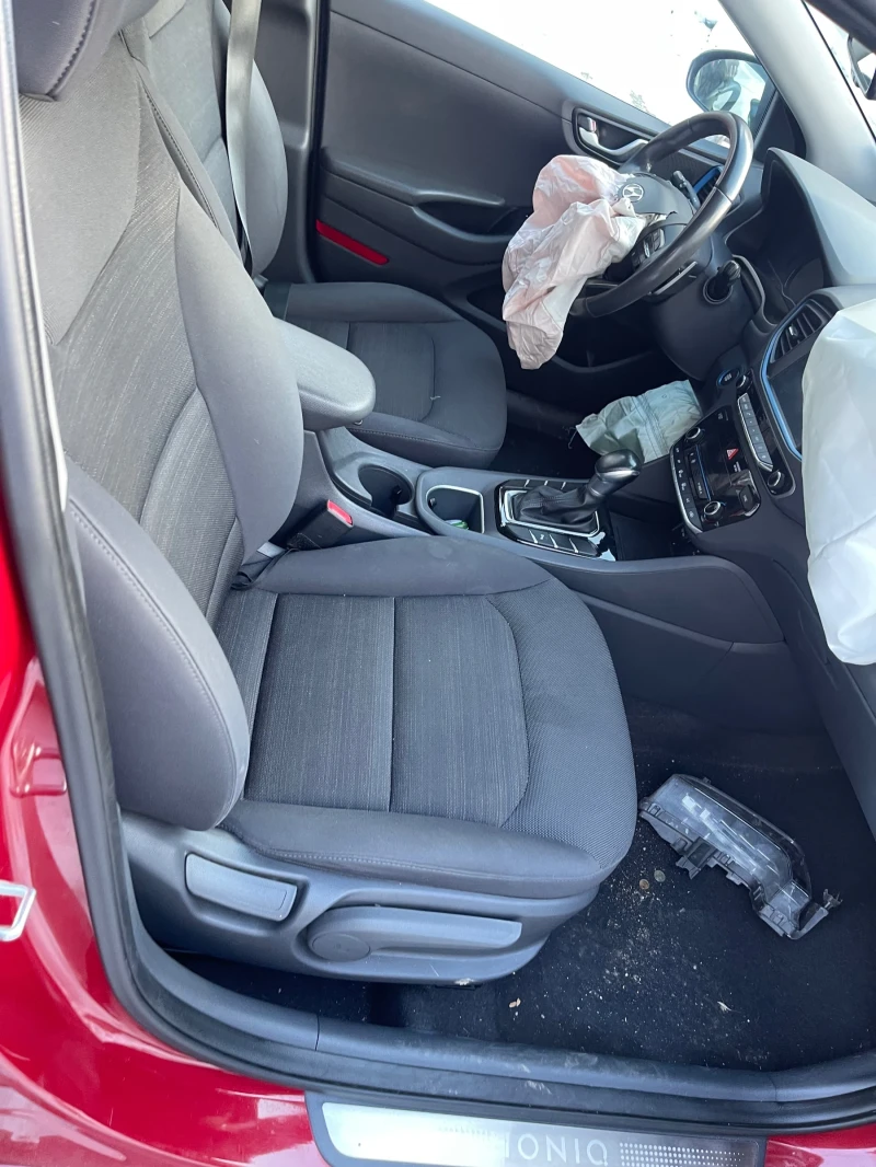 Hyundai Ioniq 1.6 HYBRID - на части или цял , снимка 6 - Автомобили и джипове - 53135263