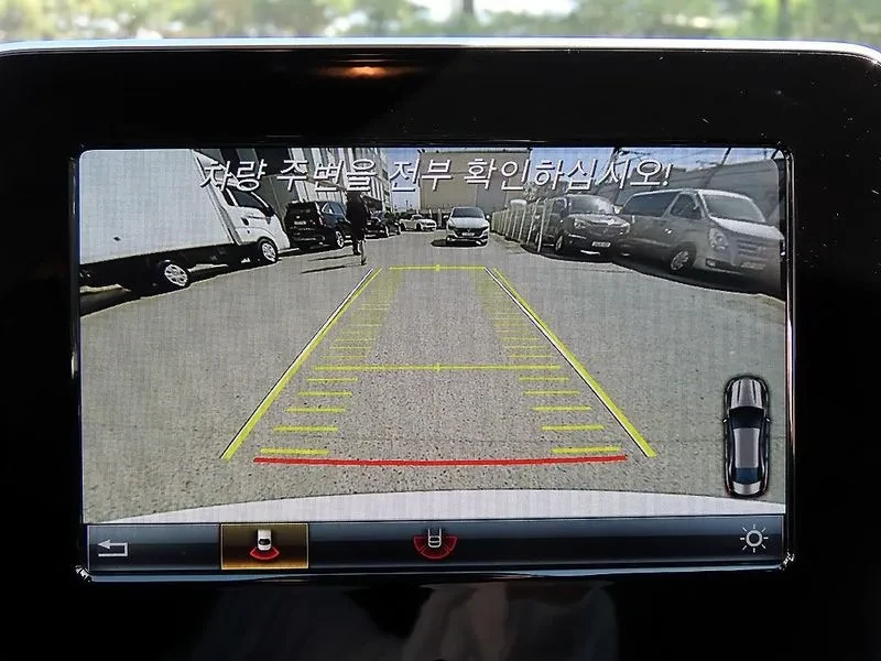 Mercedes-Benz CLA 220 AMG LINE, снимка 15 - Автомобили и джипове - 55000979