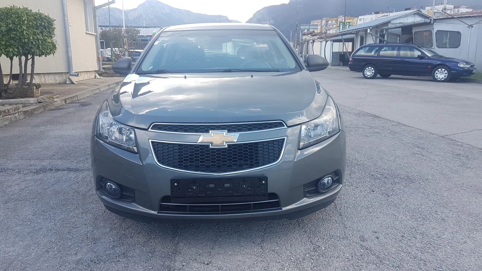 Chevrolet Cruze 1.8 i GPL 141кс - изображение 3