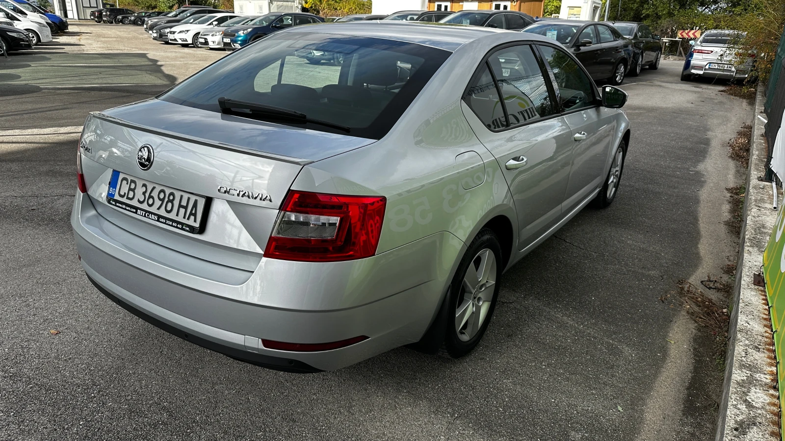 Skoda Octavia 1.5 TSI Първи собственик от България! с ДДС - изображение 6