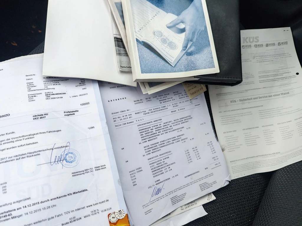 Toyota Avensis 2.0i | Mobile.bg � ����������� 11