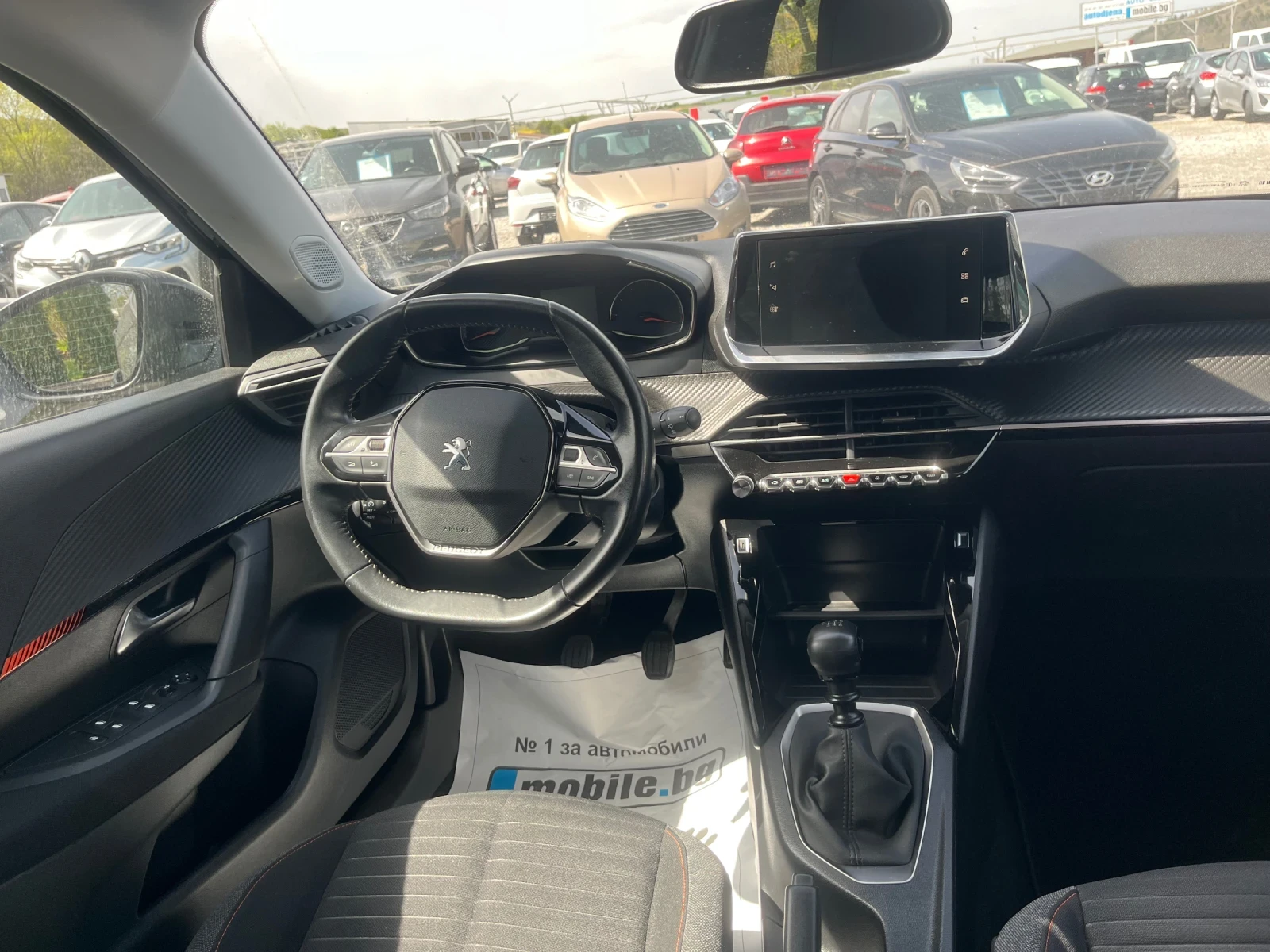 Peugeot 2008 1.5 BlueHDI, Allure, Navi, Led, Kamera - изображение 8