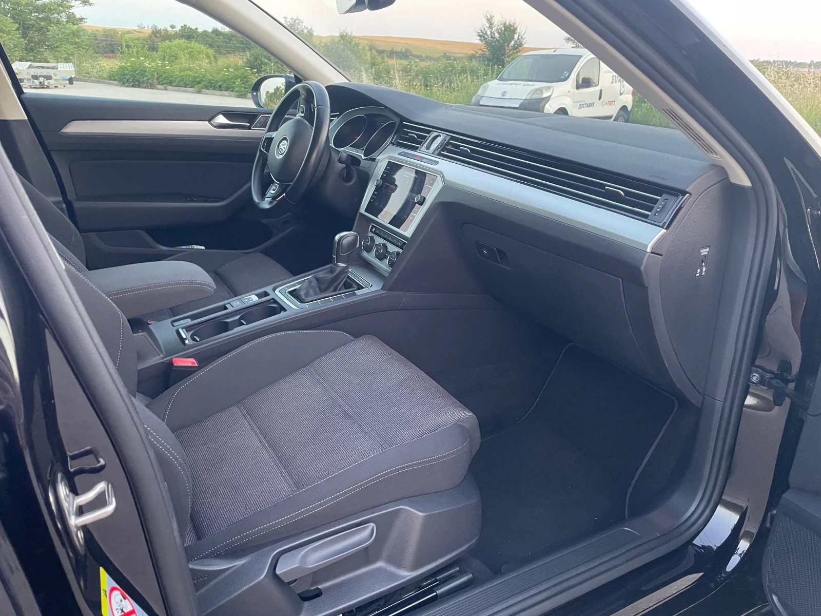 VW Passat 2.0TDI* 190кс* ACC* CRISTALLIGHT* KAMERA* МАСАЖ* G - изображение 9