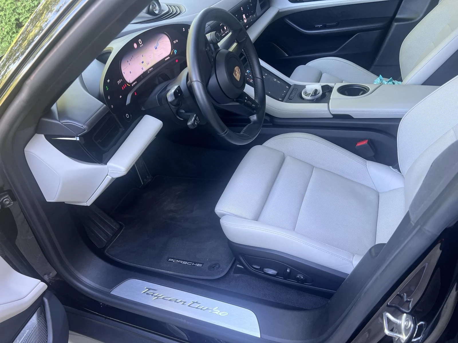 Porsche Taycan Turbo - изображение 5