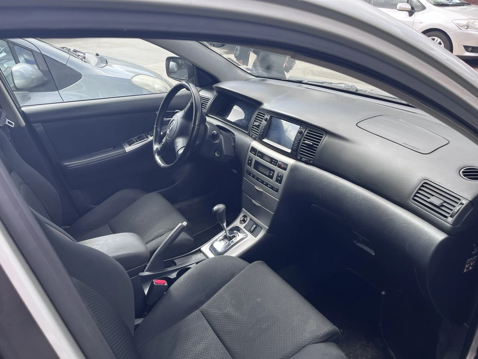 Toyota Corolla 1.4 D-4D - изображение 4