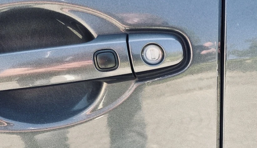 Toyota Auris 2.0D4D Keyless  - изображение 5