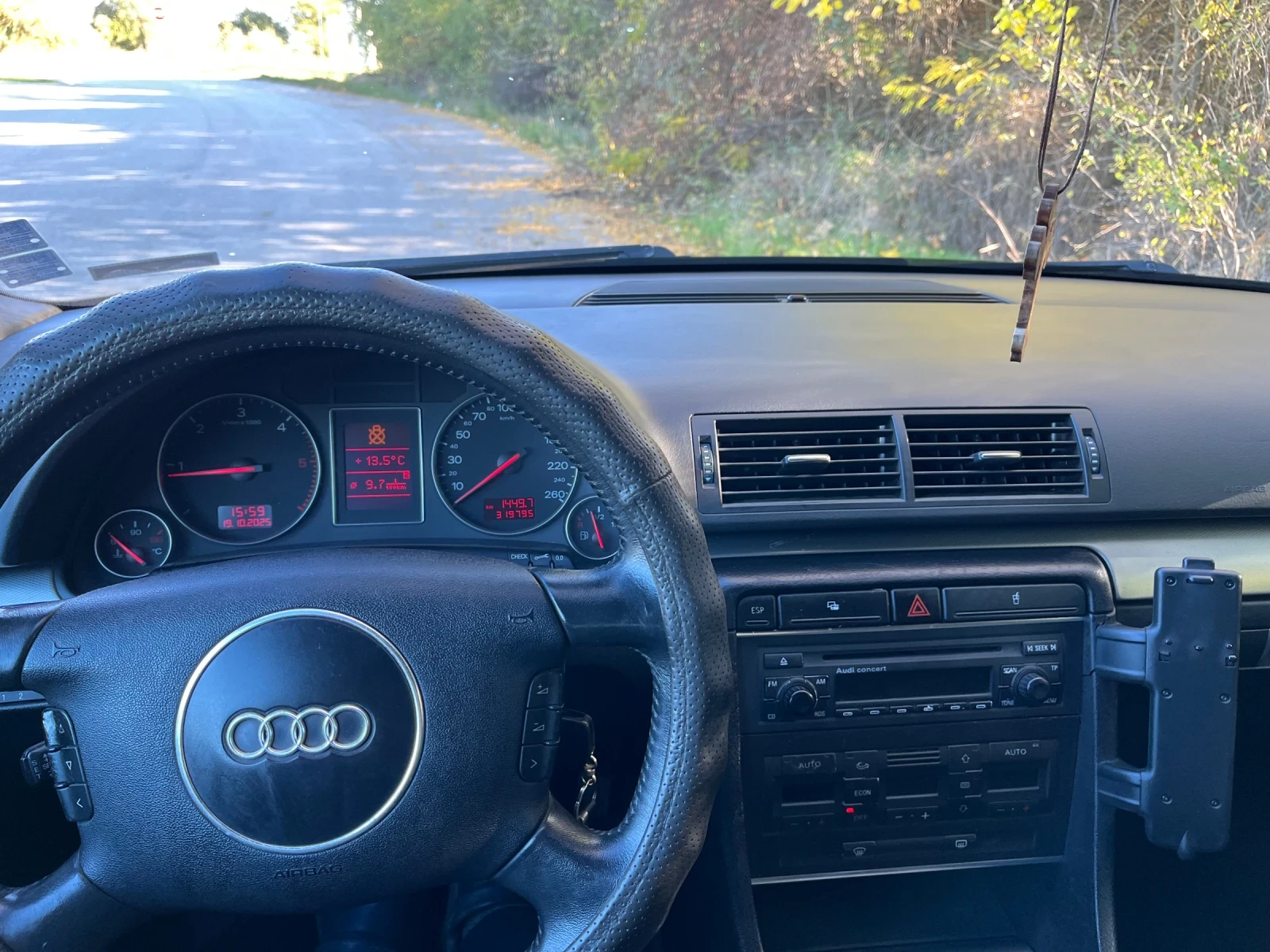 Audi A4 | Mobile.bg   9