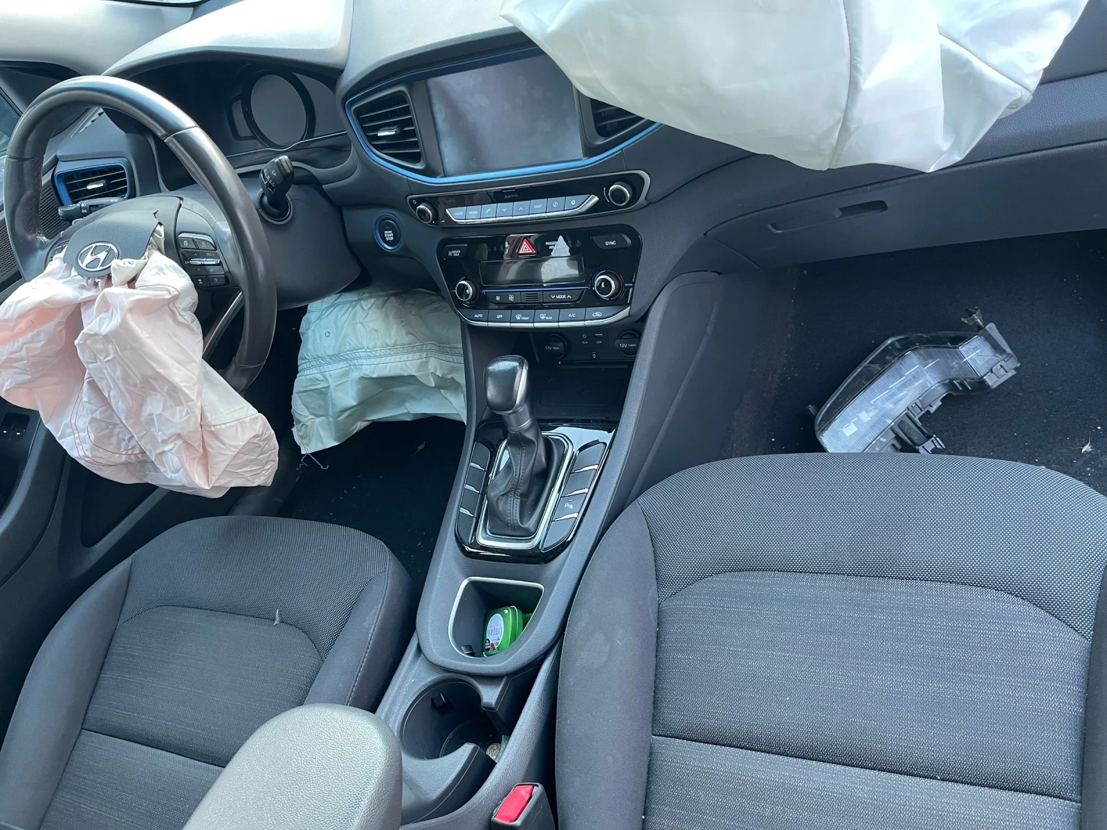 Hyundai Ioniq 1.6 HYBRID - на части или цял  - изображение 7