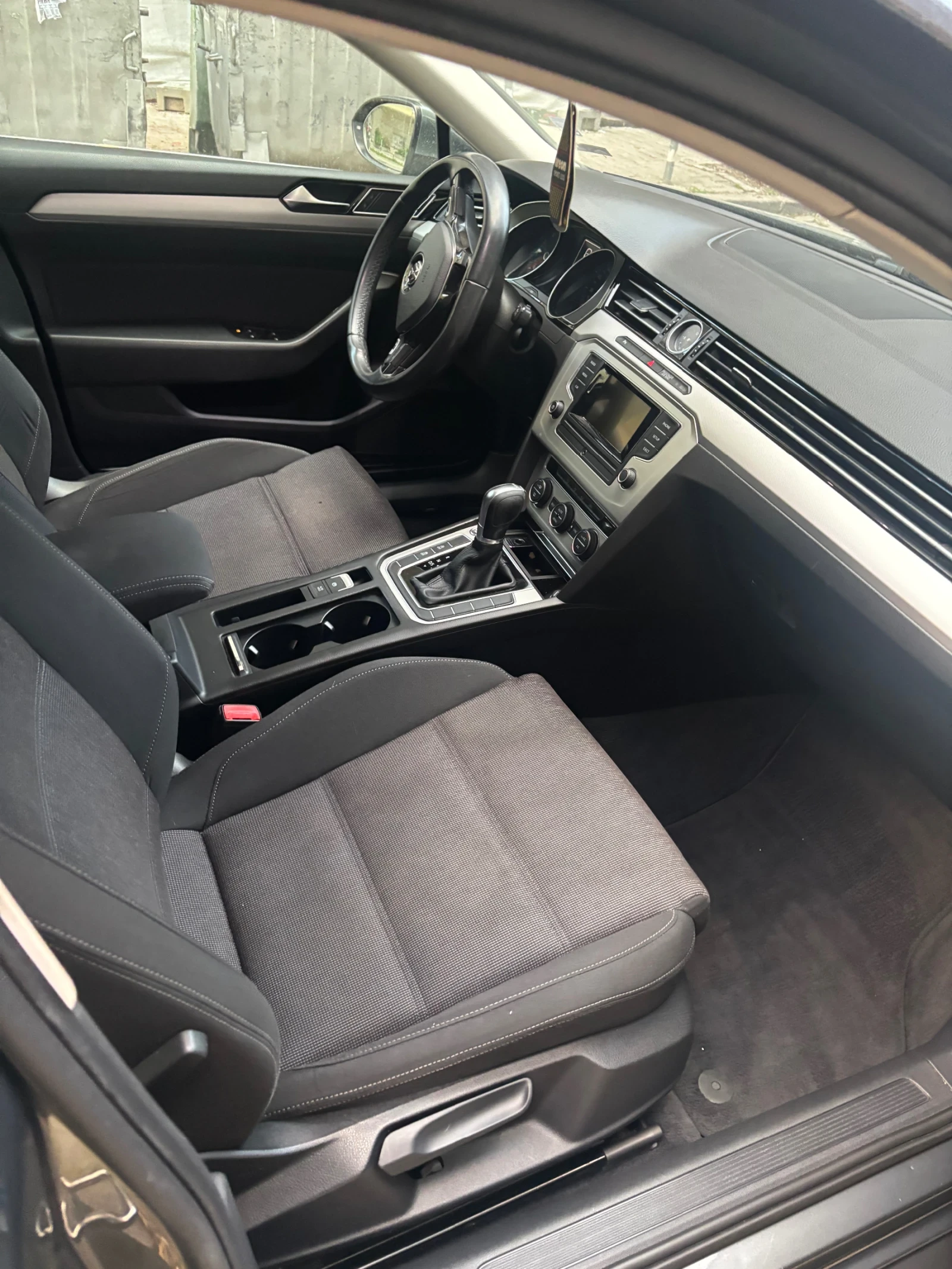 VW Passat 1.8, снимка 16 - Автомобили и джипове - 53610708