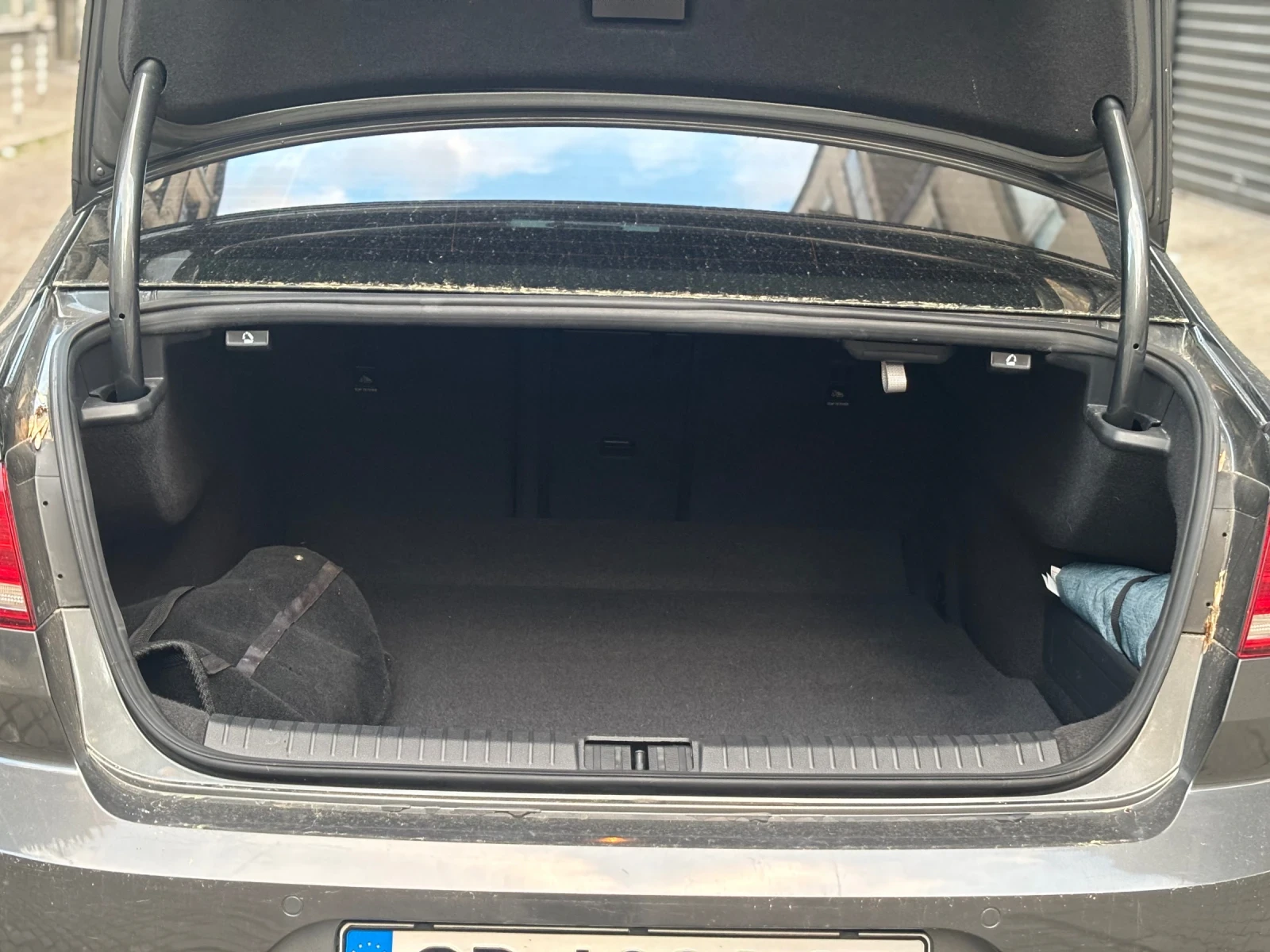 VW Passat 1.8, снимка 15 - Автомобили и джипове - 53610708