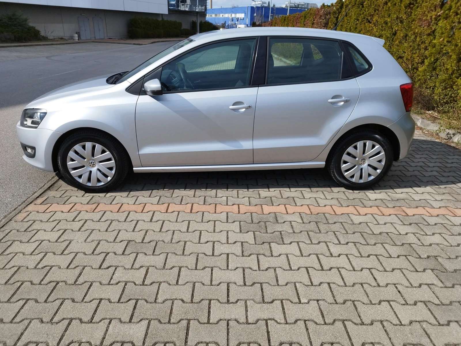 VW Polo 1.4i, снимка 4 - Автомобили и джипове - 53818238