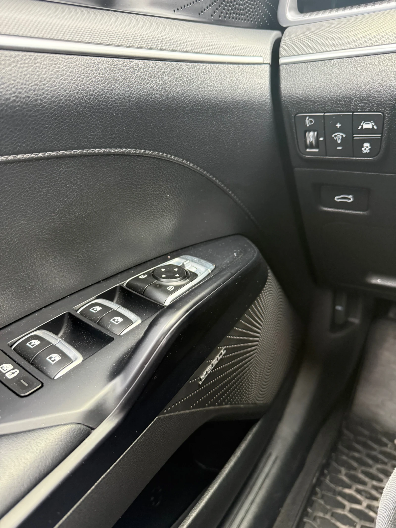 Kia K5, снимка 16 - Автомобили и джипове - 53885438