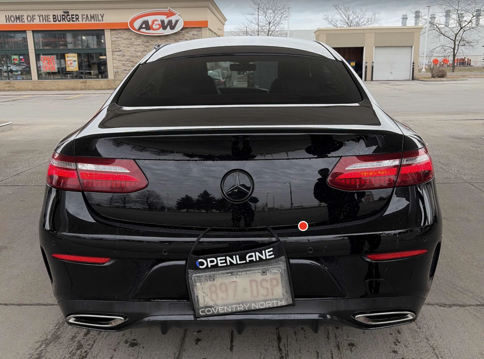 Mercedes-Benz E 400 4MATIC* КОжа* Подгрев* Кейлес* Blind Spot* ВИДЕО, снимка 4 - Автомобили и джипове - 53988986