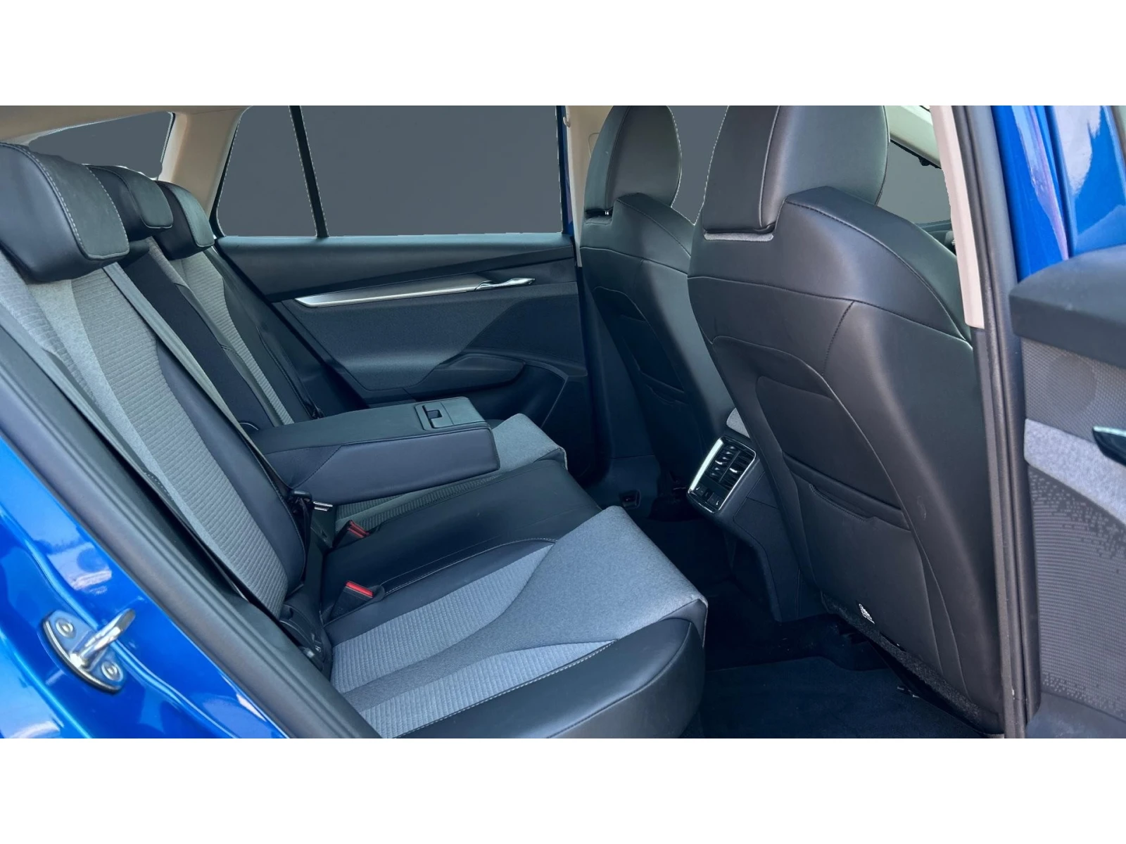 Skoda Enyaq iV80 ТЕРМОПОМПА, Месечна вноска от 399  , снимка 10 - Автомобили и джипове - 54049773