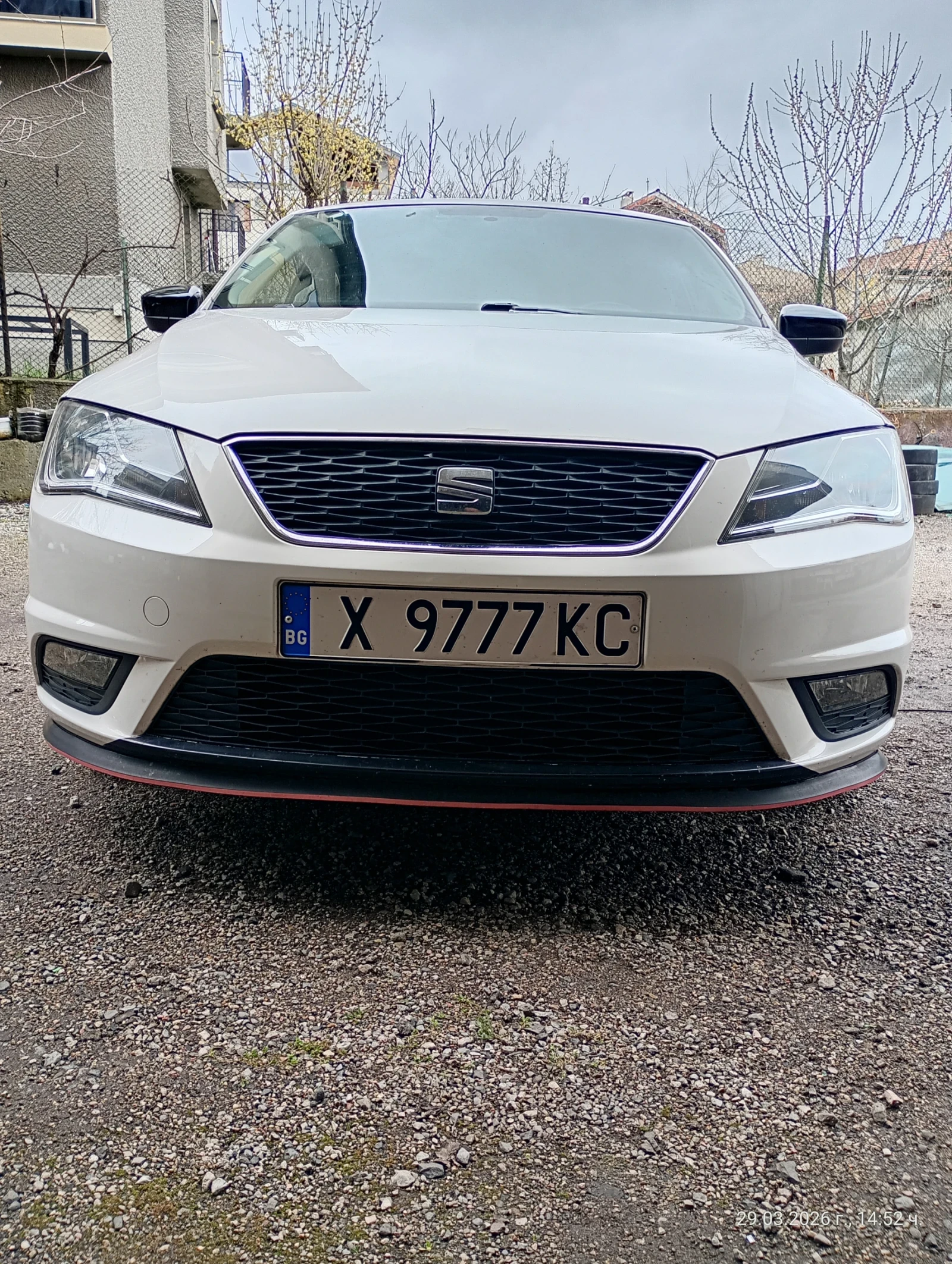 Seat Toledo 1.6 tdi, 105 k.s. navi, снимка 7 - Автомобили и джипове - 54074323