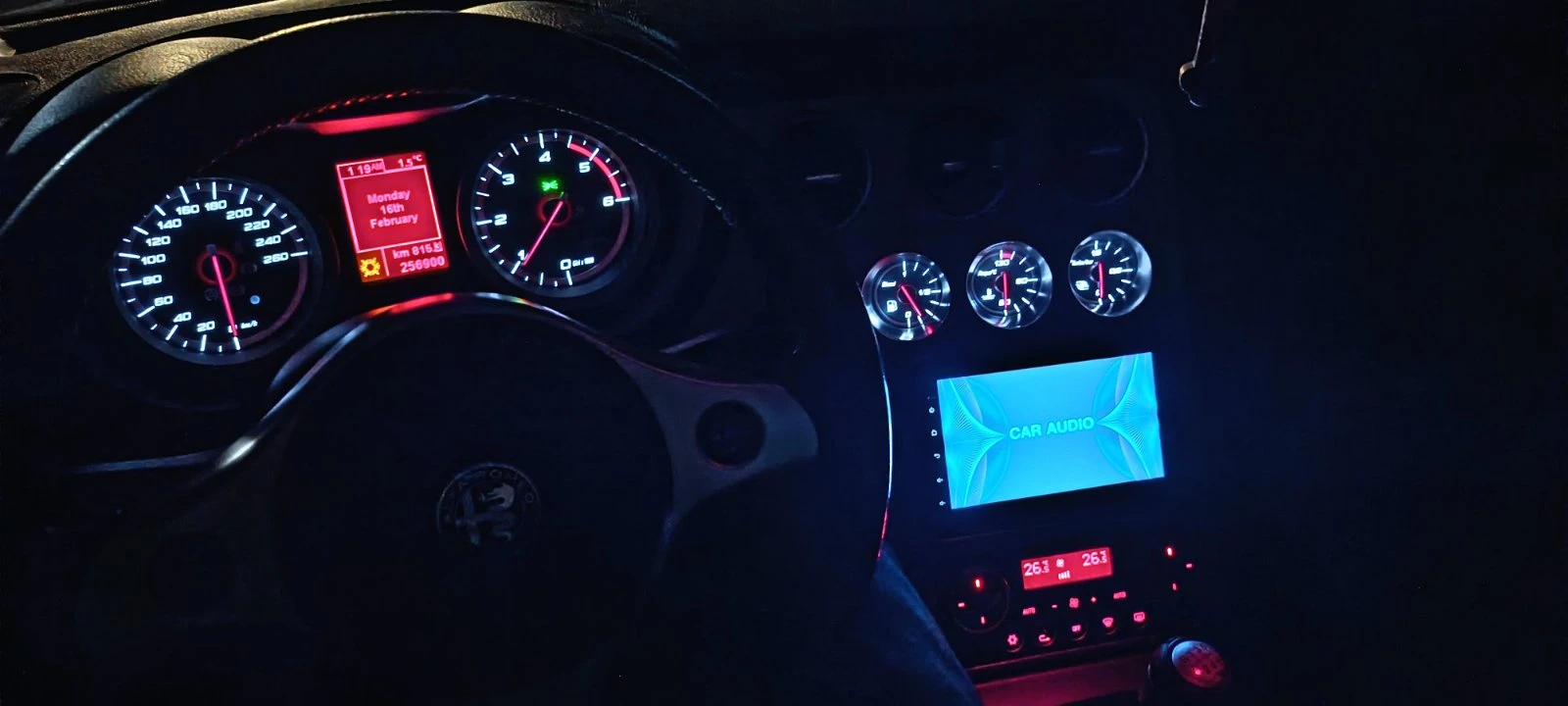 Alfa Romeo 159 sportwagon 1.9 JTDM, снимка 8 - Автомобили и джипове - 54300258