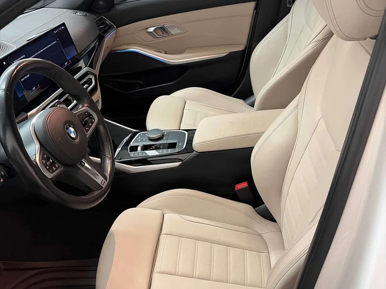 BMW 330 * ПЪУЛЕН М-ПАКЕТ* ДИСТРОНИК* 360 КАМЕРА* FACE* , снимка 12 - Автомобили и джипове - 54844765