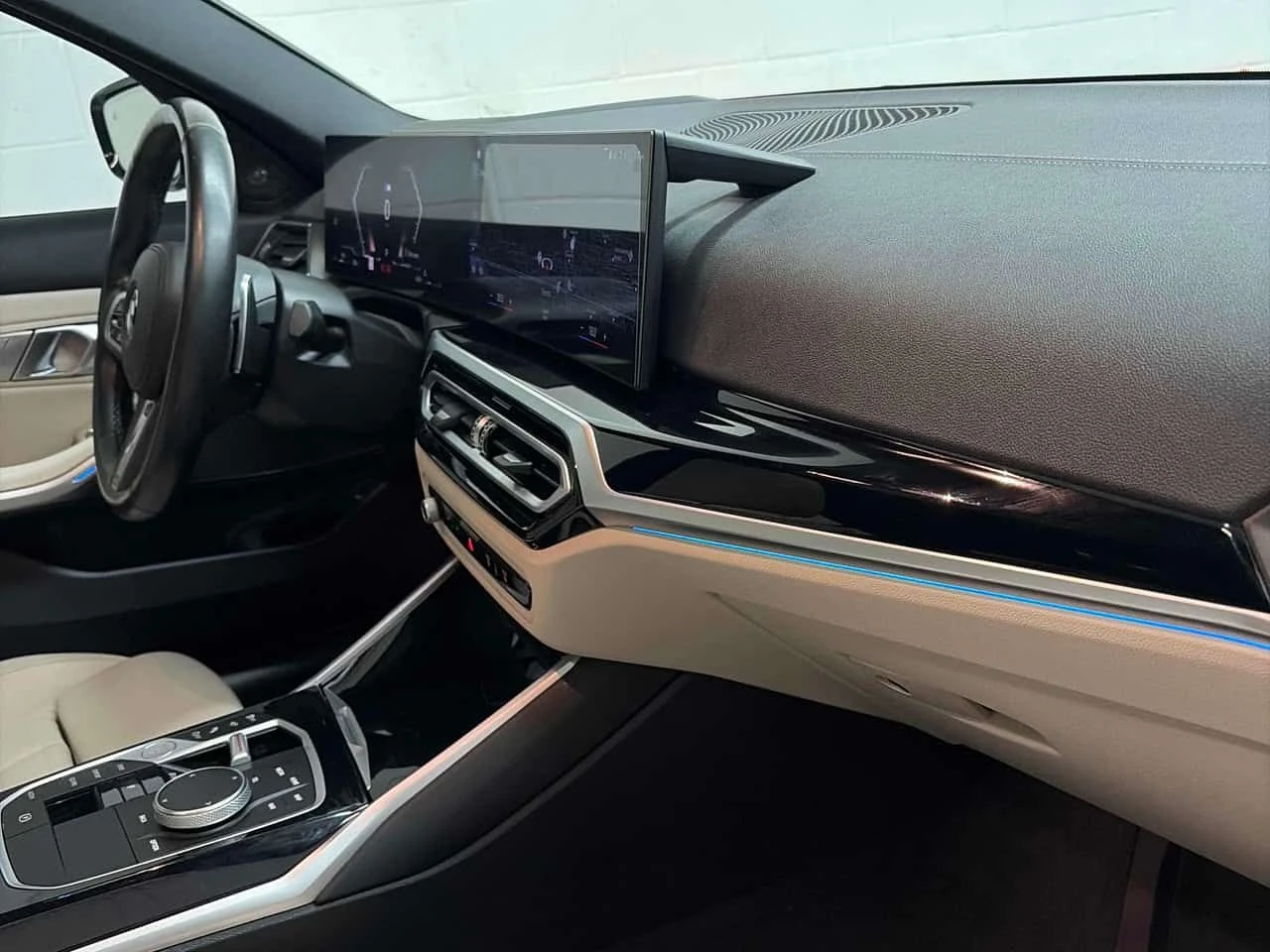 BMW 330 * ПЪУЛЕН М-ПАКЕТ* ДИСТРОНИК* 360 КАМЕРА* FACE* , снимка 11 - Автомобили и джипове - 54844765