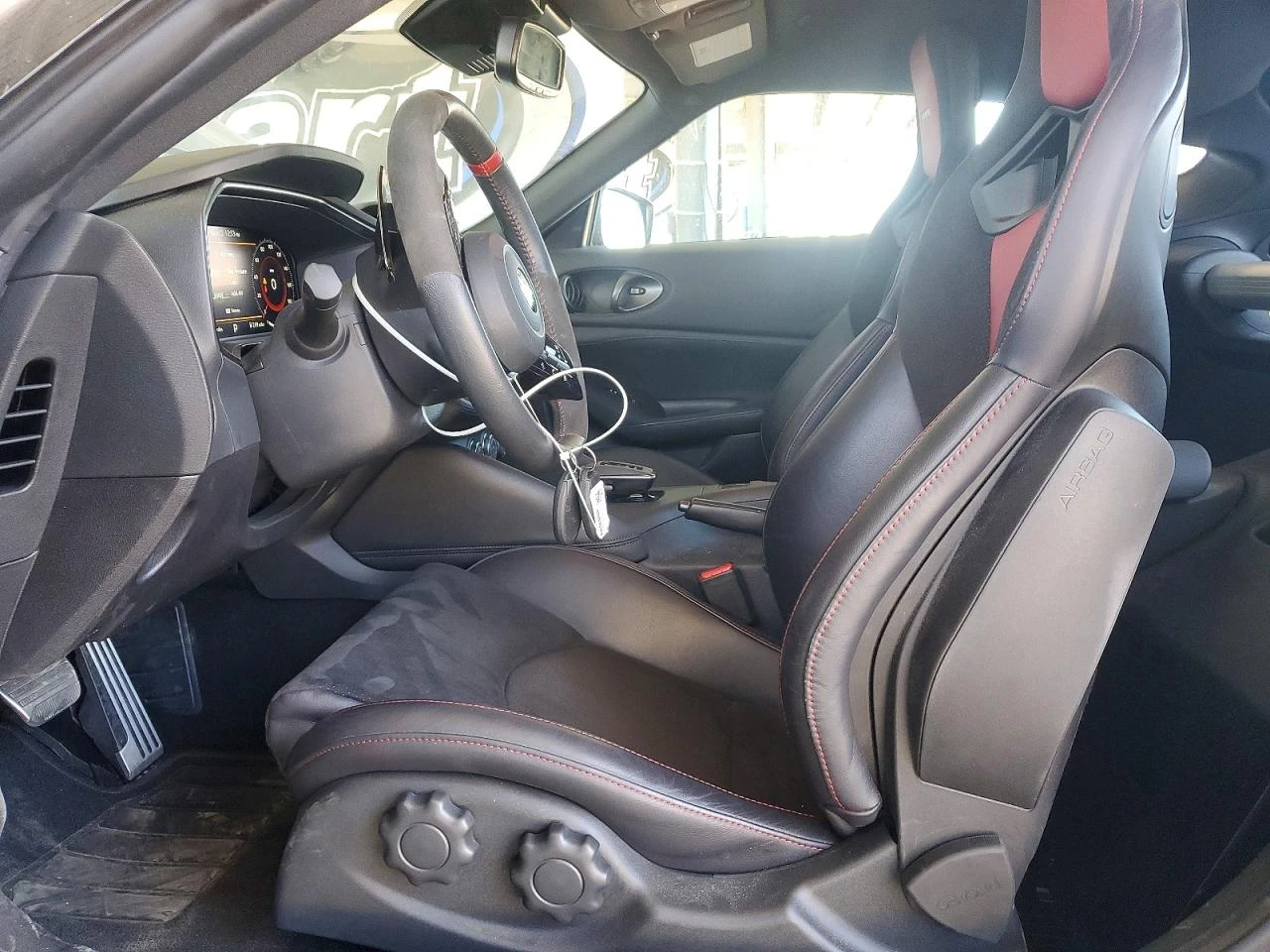 Nissan 370Z Z NISMO , снимка 7 - Автомобили и джипове - 54855409