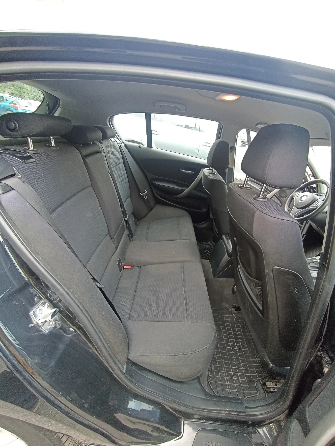 BMW 118 Automatic, подгрев, снимка 14 - Автомобили и джипове - 54897015