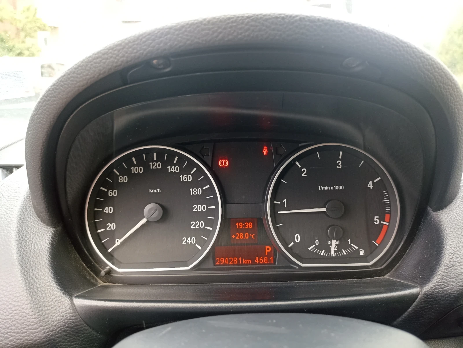 BMW 118 Automatic, подгрев, снимка 9 - Автомобили и джипове - 54897015