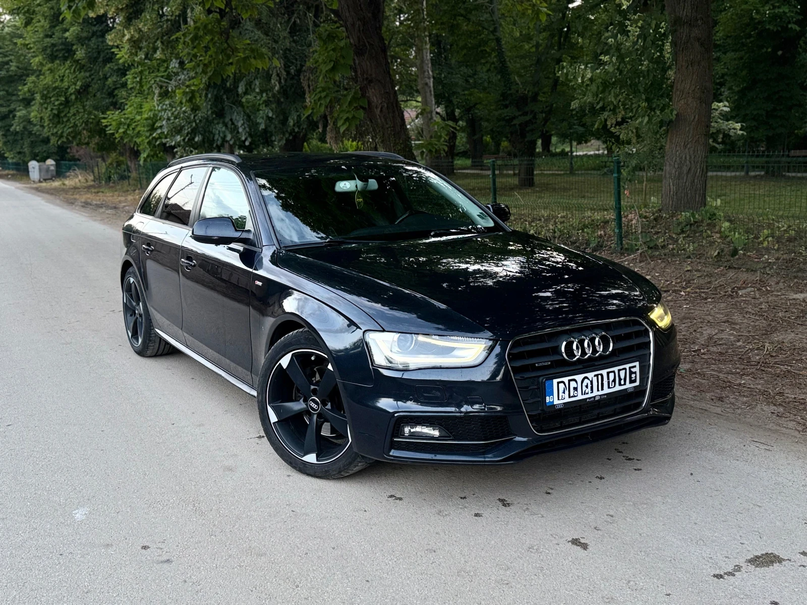 Audi A4 2.0TDI* QUATTRO* NAVI* ALCANTARA | Mobile.bg � ����������� 4