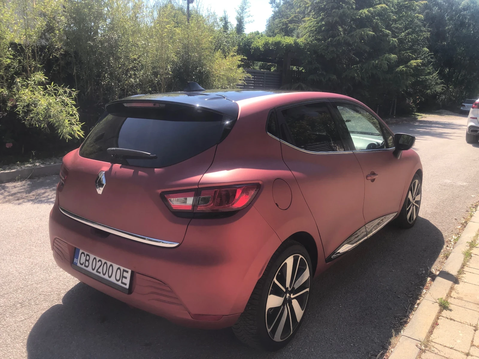 Renault Clio CarPlay/Navi/Camera/Keyless Go/Internet/Multimedia, снимка 4 - Автомобили и джипове - 55061372