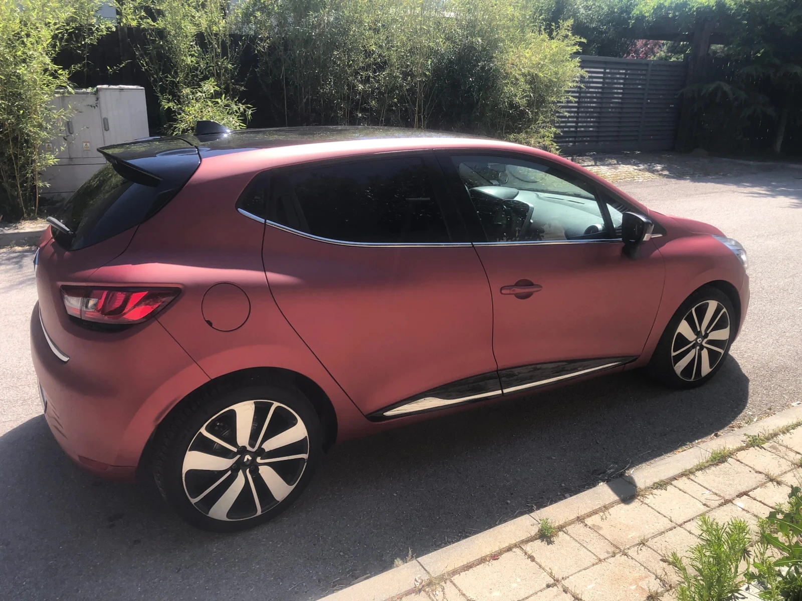 Renault Clio CarPlay/Navi/Camera/Keyless Go/Internet/Multimedia, снимка 5 - Автомобили и джипове - 55061372