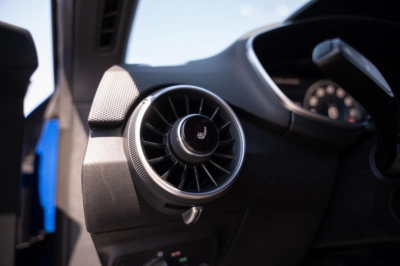 Audi Tt RS/600ХHP/CARBON/DIGITAL/SCORPION-EXAUST, снимка 17 - Автомобили и джипове - 55117169