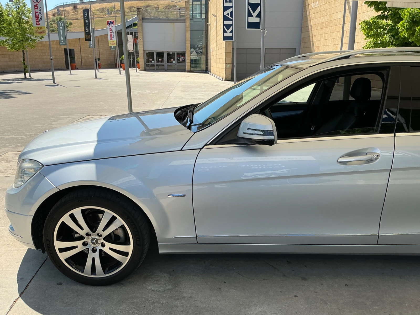 Mercedes-Benz C 220 ПРОДАДЕН, снимка 2 - Автомобили и джипове - 55285234