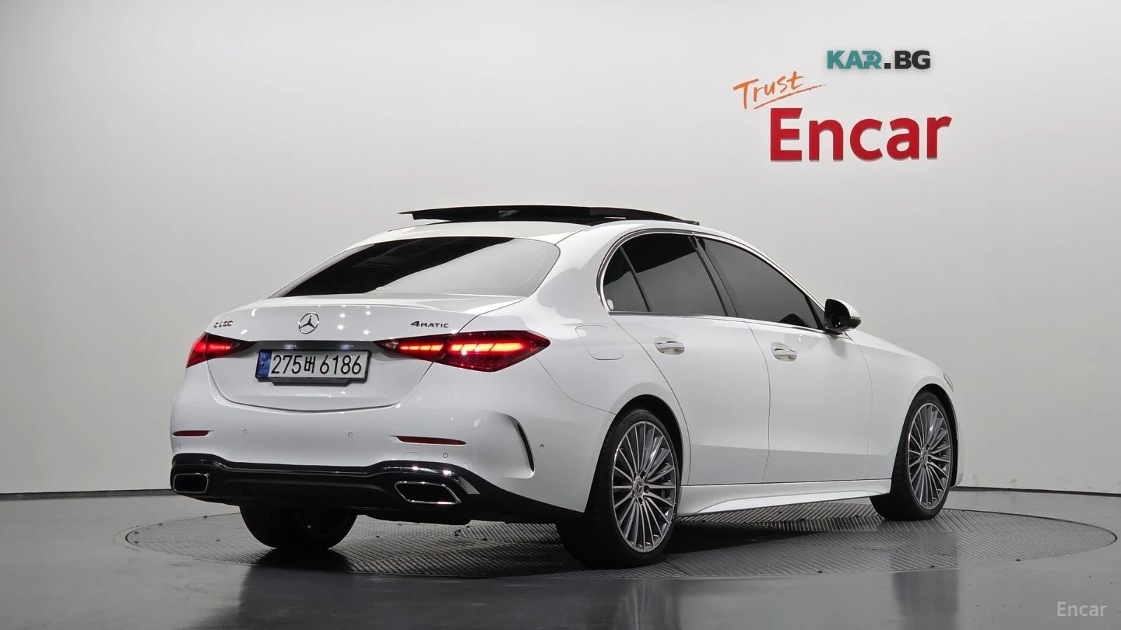 Mercedes-Benz C 300 4MATIC* AMG LINE* 360* HUD* ПАНО* ПОДГРЕВ* , снимка 2 - Автомобили и джипове - 55898590
