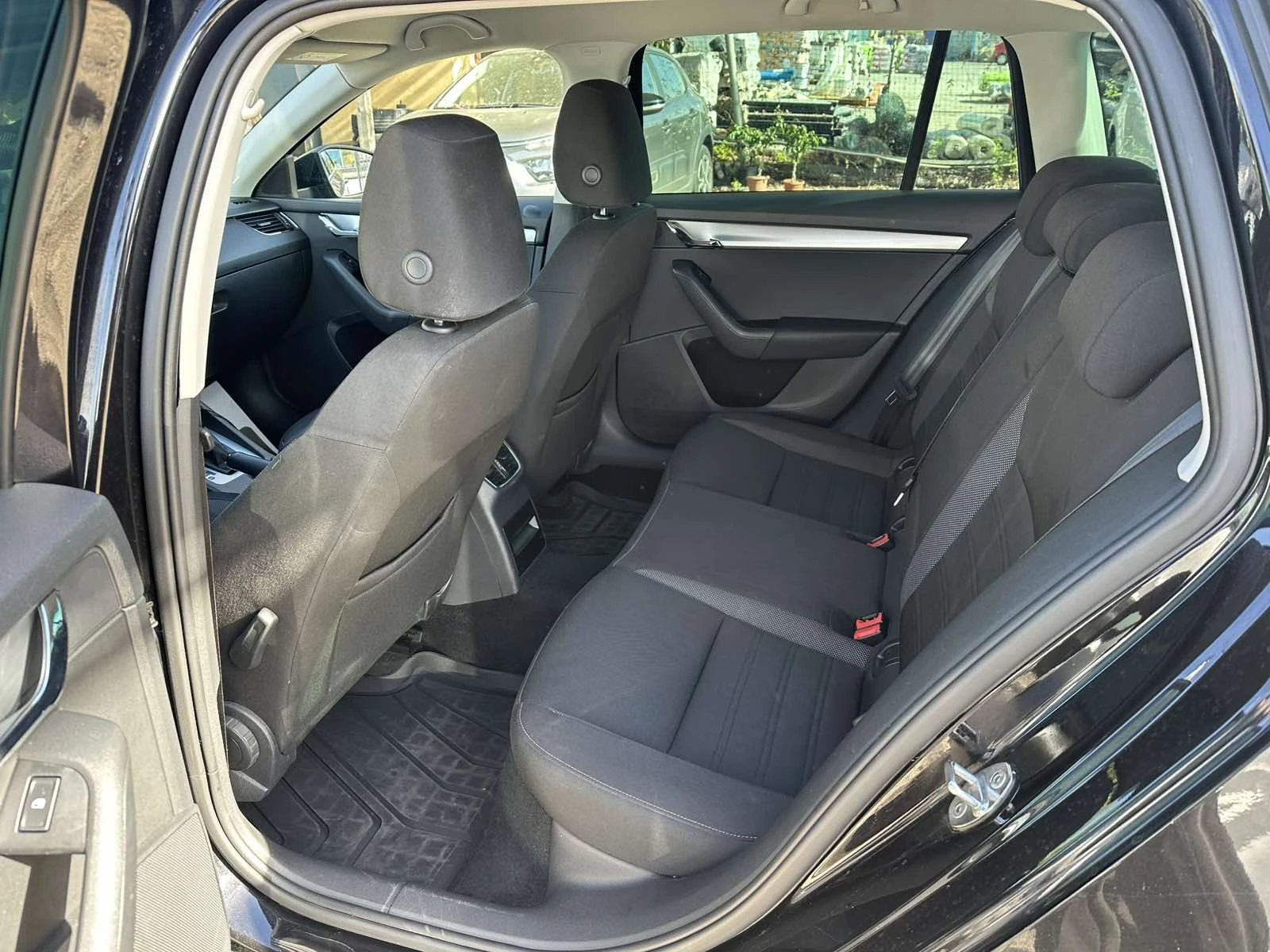 Skoda Octavia 1.4TSI CNG DISTRONIC CARPLAY | Mobile.bg � ����������� 10