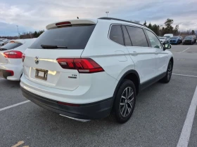 VW Tiguan  COMFORTLINE * ПАНОРАМА* 2 КЛЮЧА* CARFAX * , снимка 3